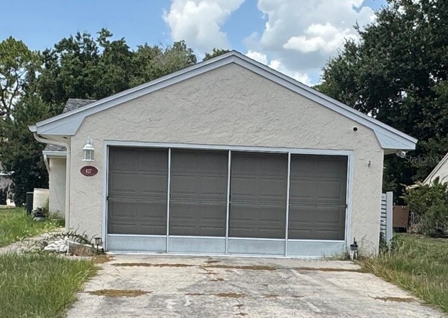 Building Photo - 427 Greenfield Rd