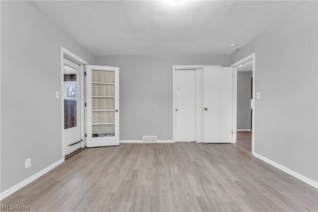 2915 Snow Rd Unit 2/UP