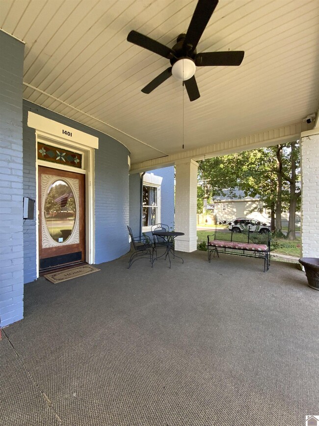 Photo - 1401 Jefferson St