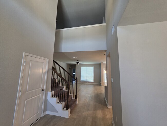 Photo - 10001 Kensley Rose Dr