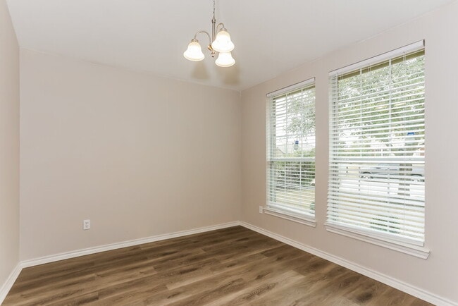 Photo - 1430 Vermont Ave