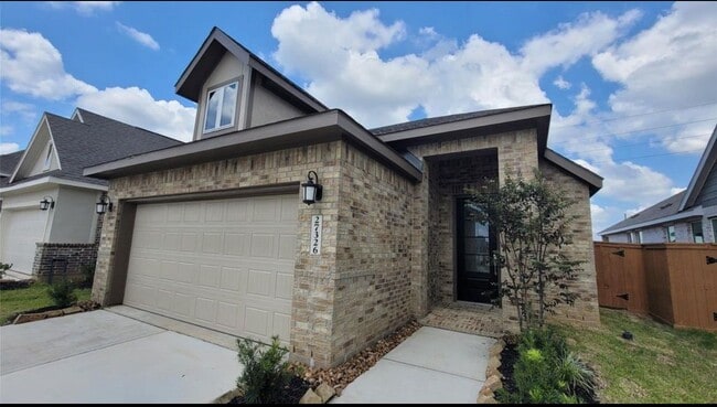 Building Photo - 27326 Sweetwater Bay Dr