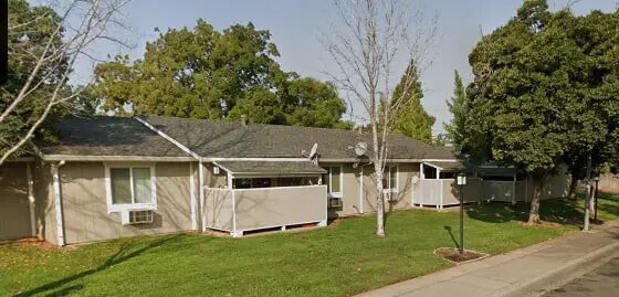 Photo - 2654 McGregor Dr