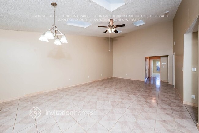 Photo - 2703 SW 5th St