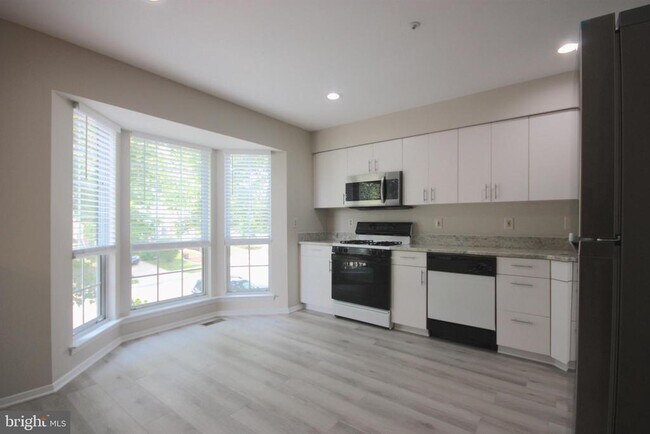 Photo - 7782 Blueberry Hill Ln