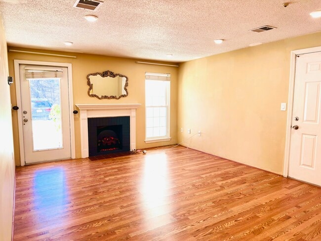Living room with electric fireplace - 32 Walden Dr Unit 32 Walden Dr #APT 13