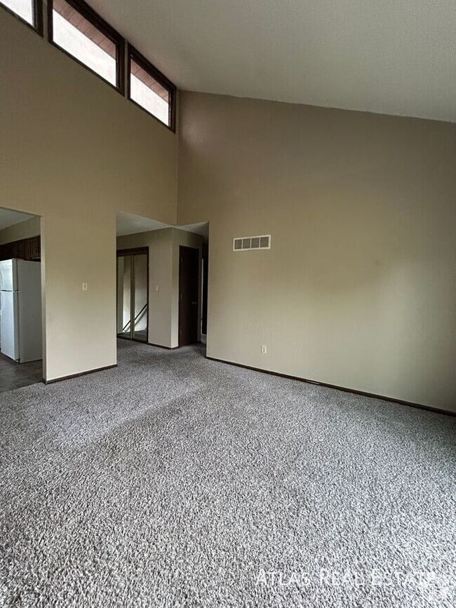 Building Photo - 17310 E 48th Terrace S Rental
