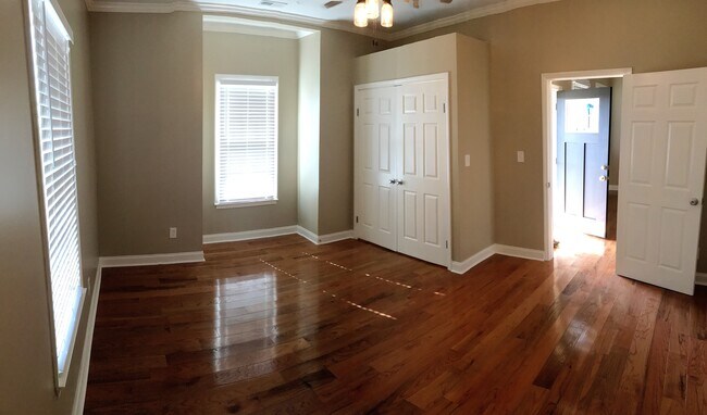 Photo - 410 Green Ave