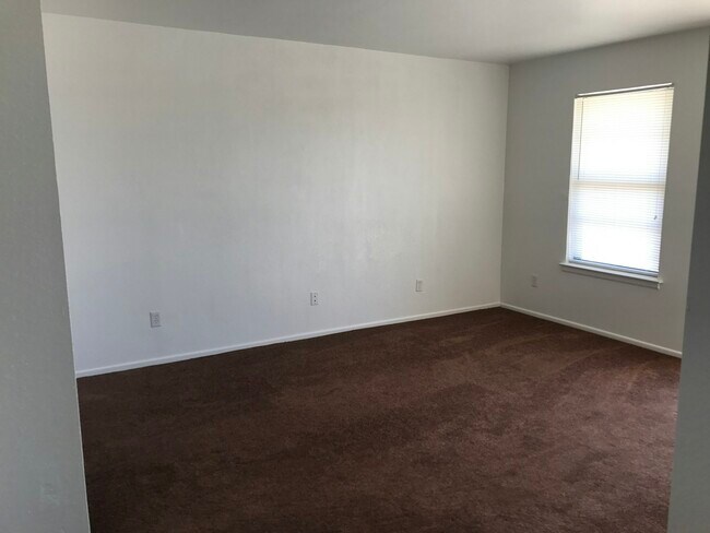 Photo - 802 Matthew Ave Unidad 104