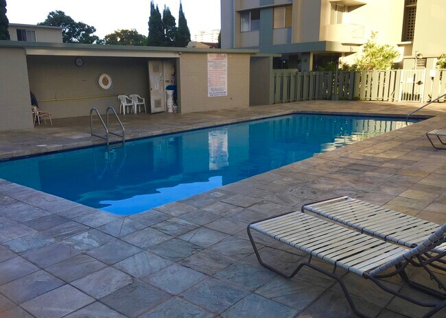 Photo - 2651 Kuilei St Unidad B76