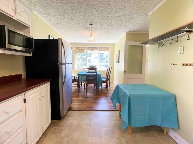111 Bonaventure Ave