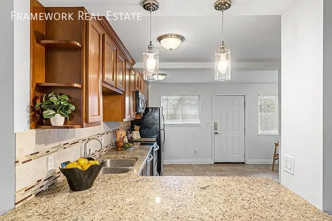 Photo - 3150 Fillmore St