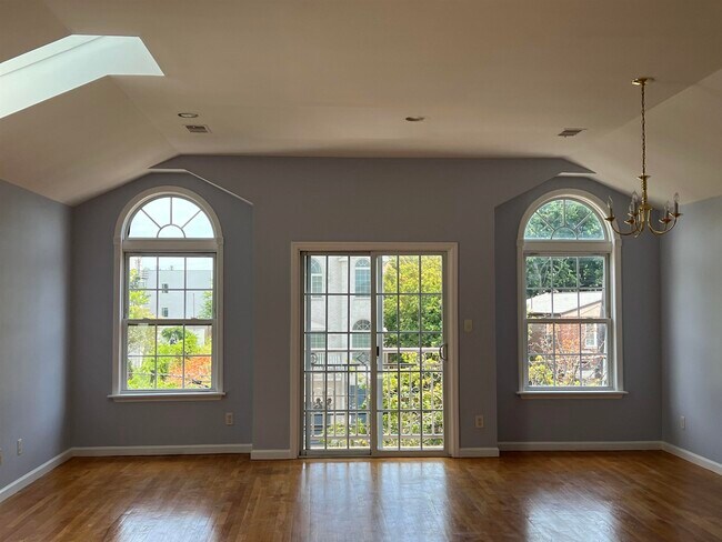 Photo - 3 Montrose Ave Unit 2nd floor