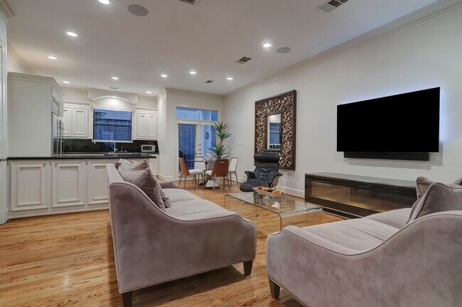 Photo - 5313 Fayette St