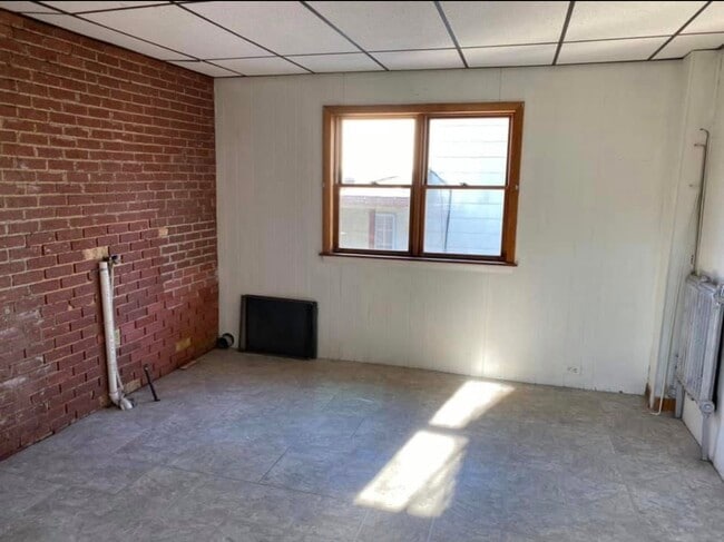 Photo - 220 S Valley Ave