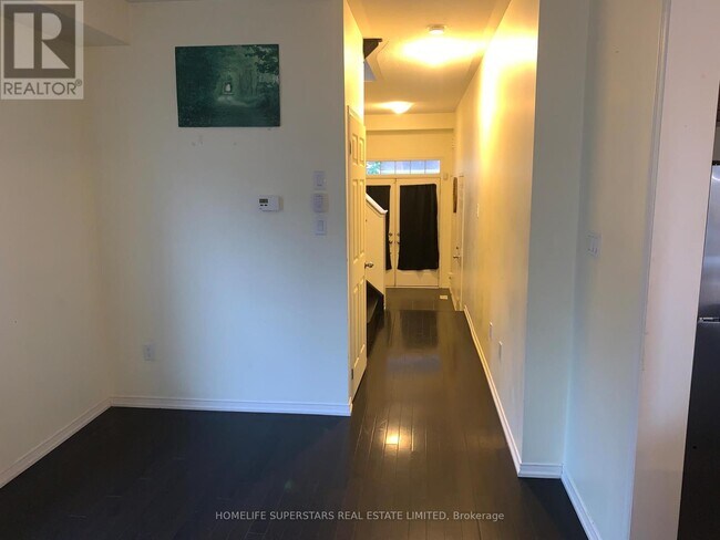 Photo - 72 Loftsmoor Dr