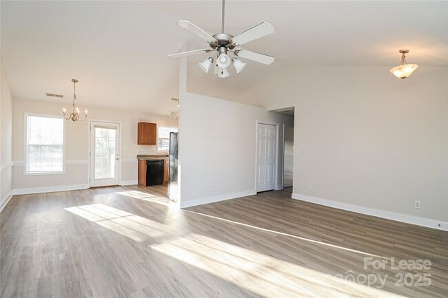 Photo - 3007 Laurel Creek Ln