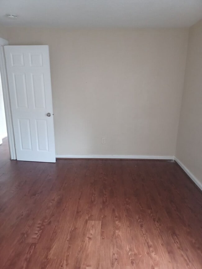 Photo - 1107 Hull St