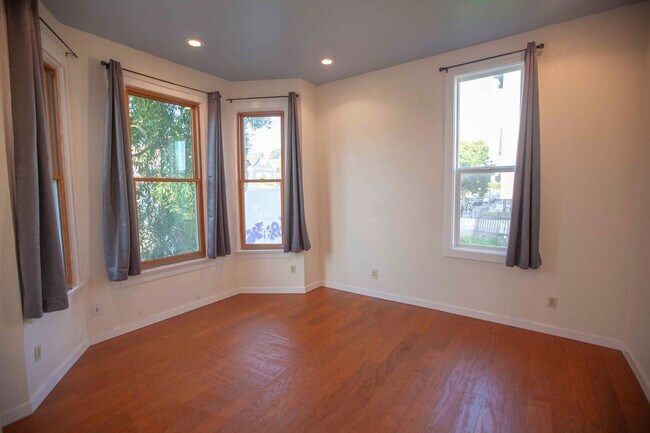 Photo - Charming Oceanveiw Renovated Single-Family...