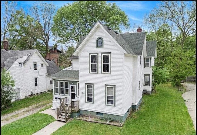 Photo - 15 Washington St Unit 2