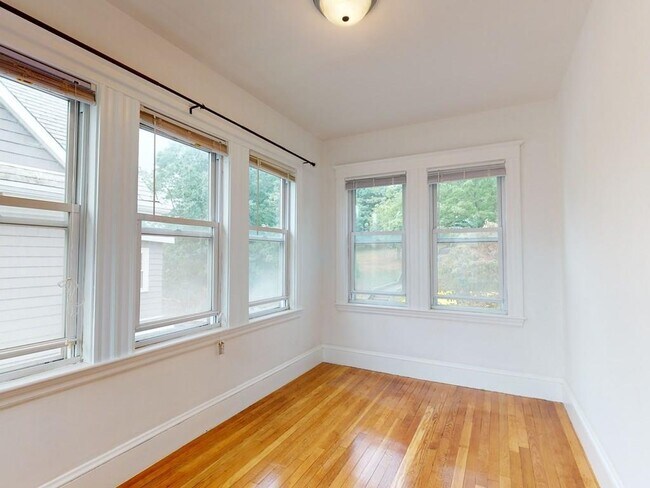 Photo - 195 Lake St Unidad 2