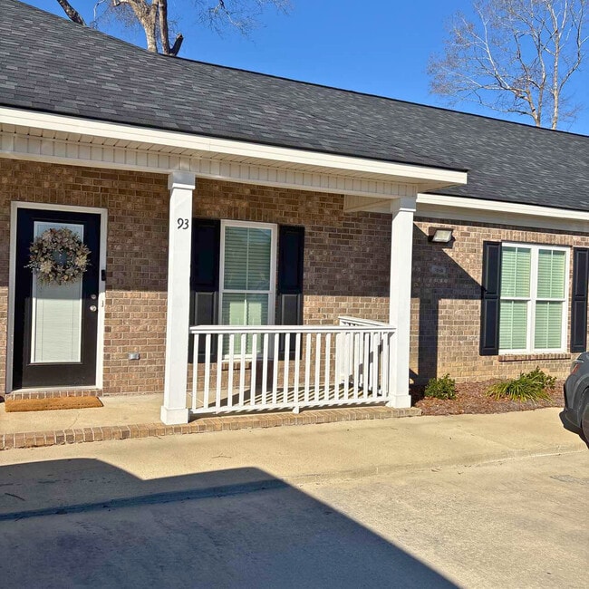 Building Photo - 93 Stockyard Rd Rental