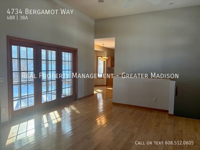 Photo - 4734 Bergamot Way