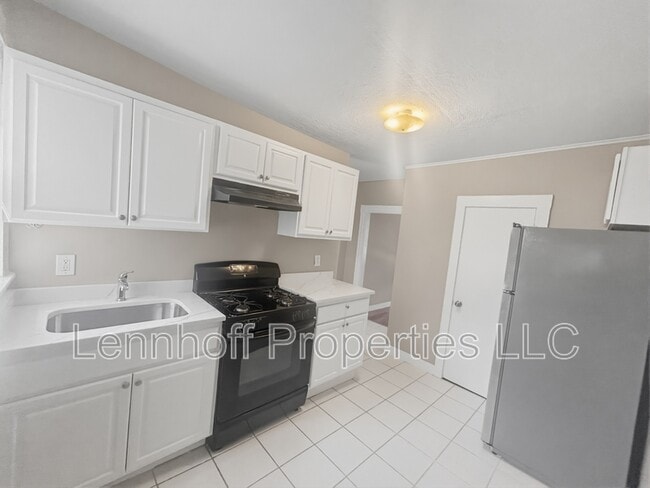 Photo - 23 Hilton St Unit 1