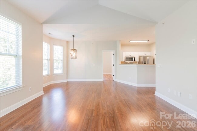 6716 Mallard Park Dr
