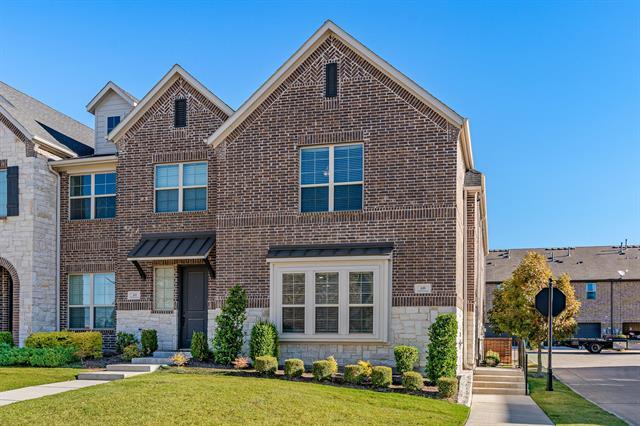 Photo - 610 Cobblestone Ln Townhome