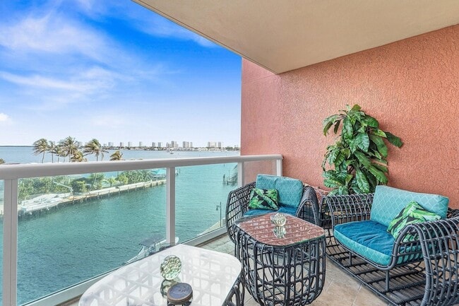 Photo - 2650 Lake Shore Dr Unit 401