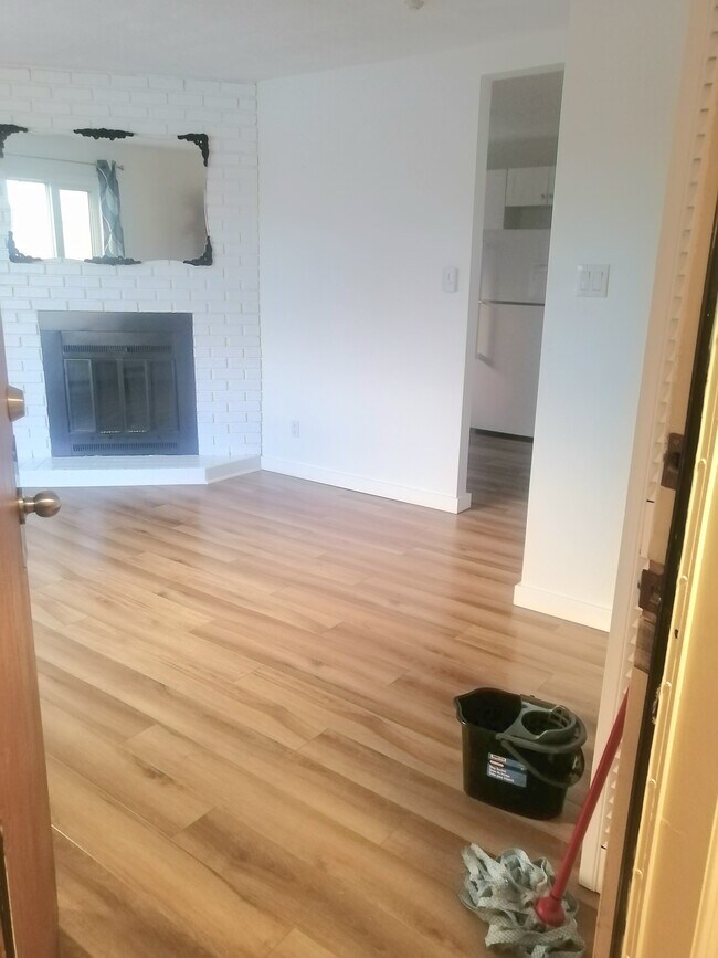 Photo - 1 Bed / 1 Bath Apartment for Rent! Available May 1st! Unité 6
