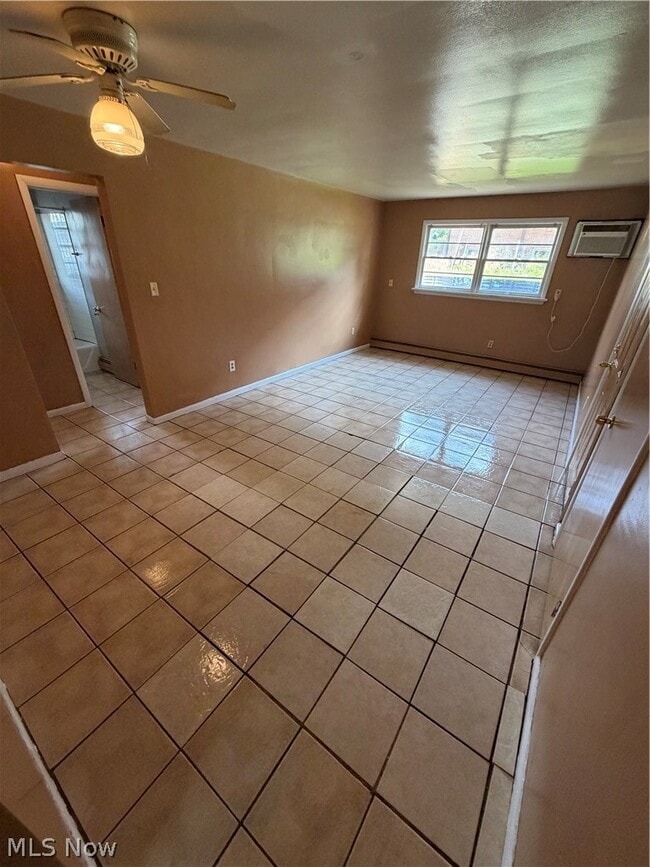 Photo - 3055 Hadley Ave Unit 2