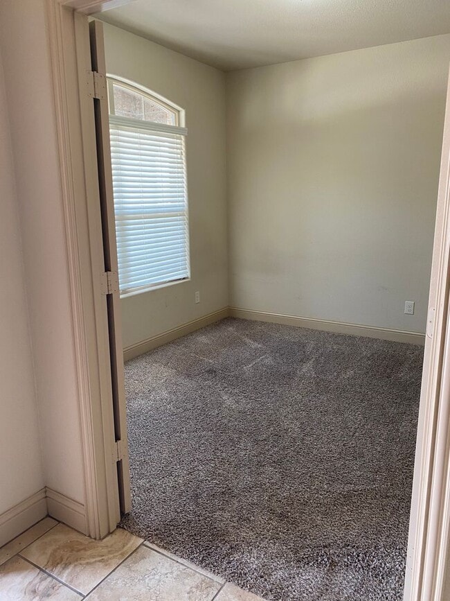 Photo - Beautiful Home with a Den