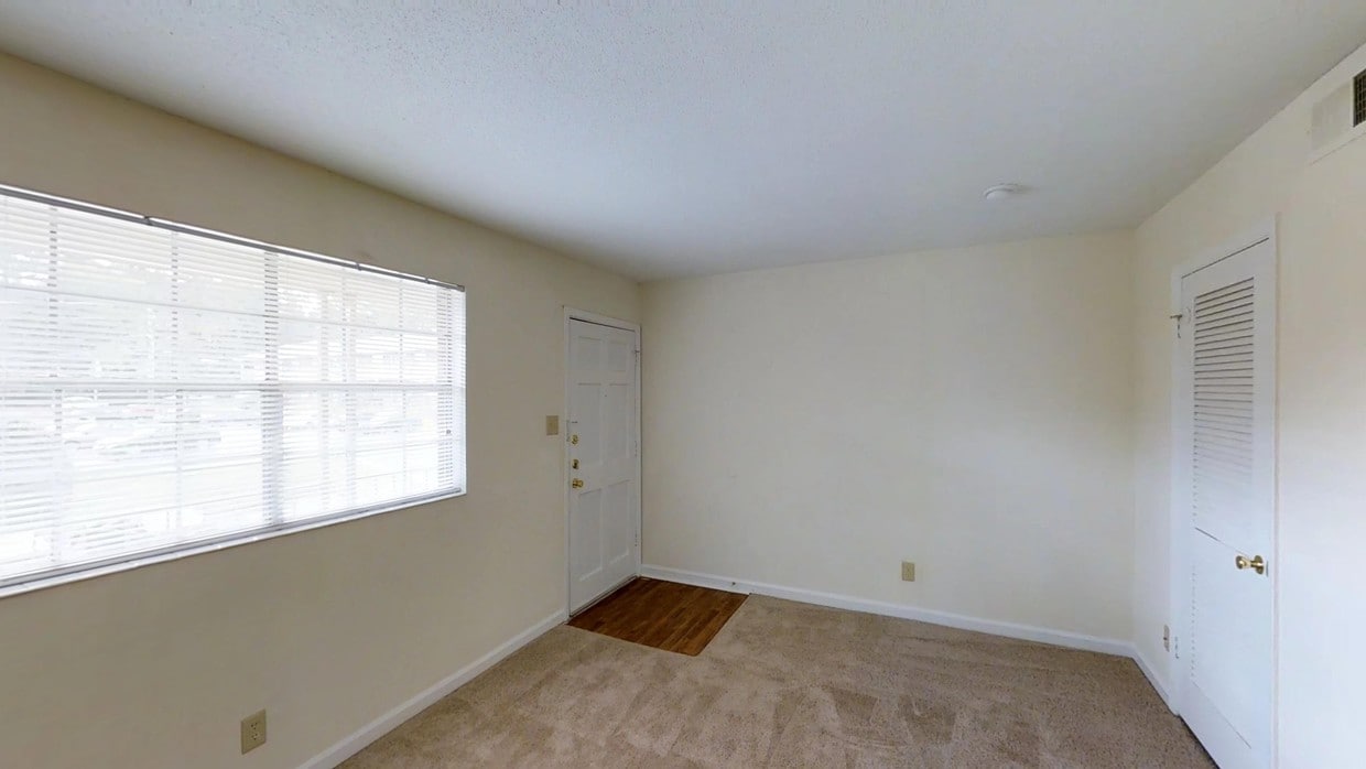 Photo - Chapel Tower- Students save up to 10%! Apartments