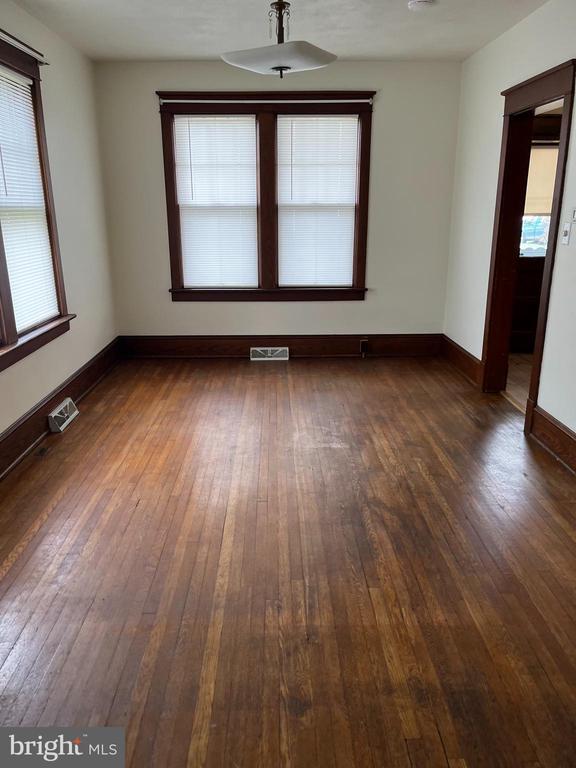 Photo - 88 S Main St