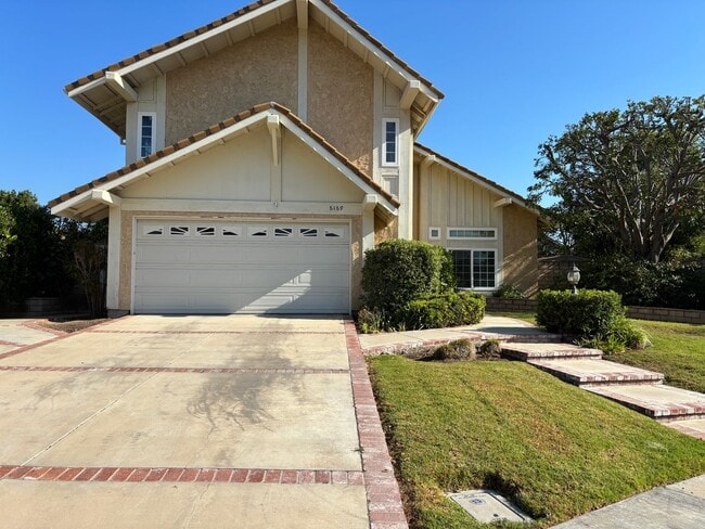Building Photo - Your Dream Home Awaits in the Heart of Cam...