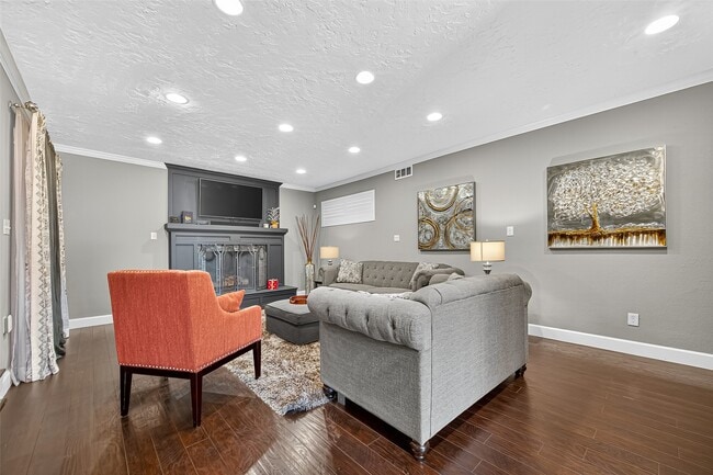 Photo - 5815 Green Terrace Ln
