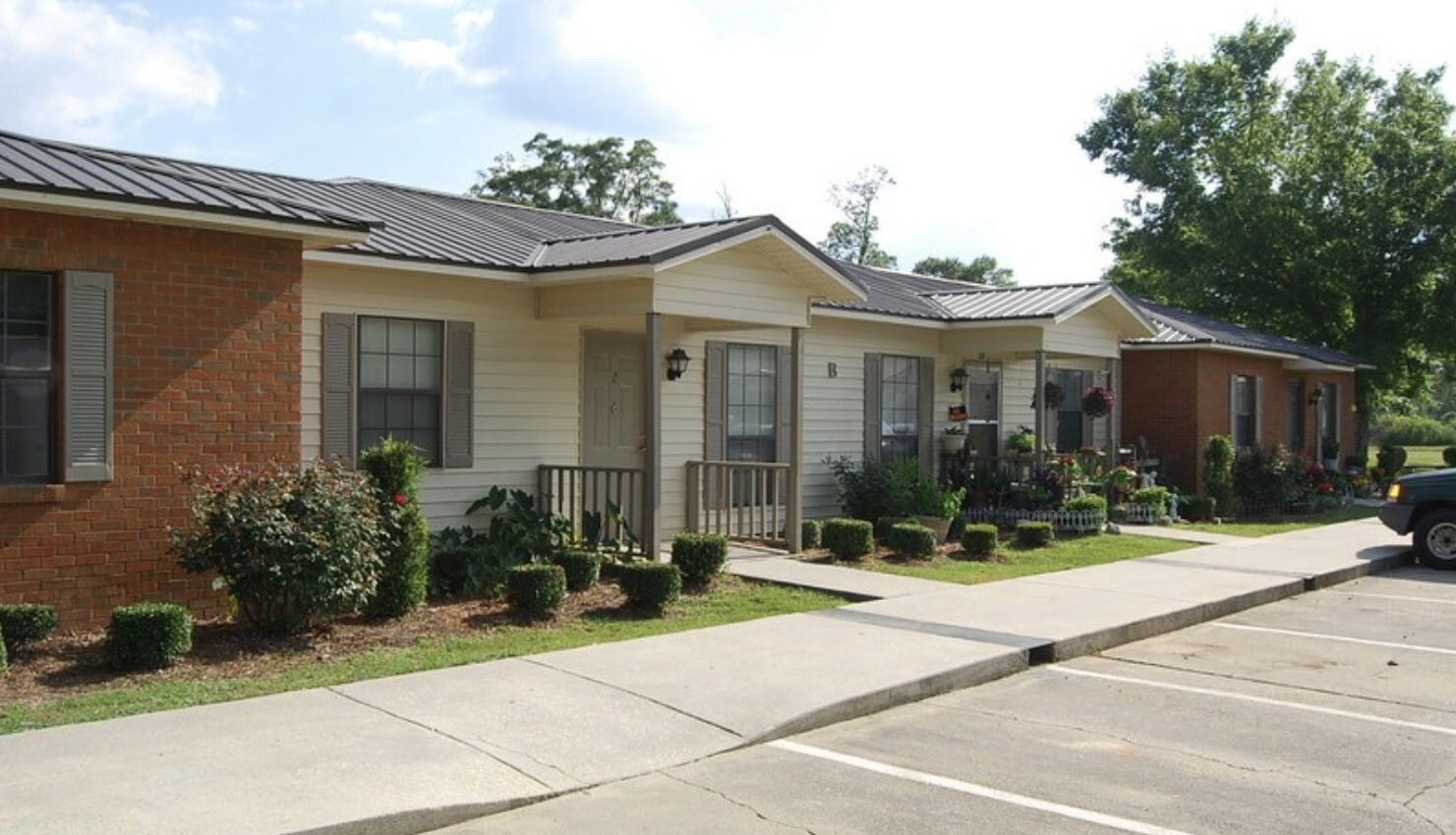 Photo - 9 Camellia Dr