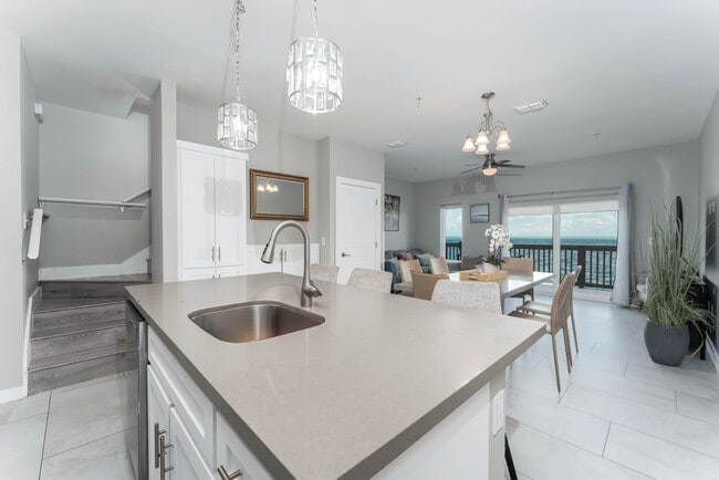 Photo - 404 N Tarnava St Unit 2