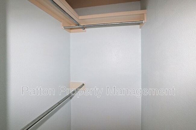 Photo - 1025 Ketler St