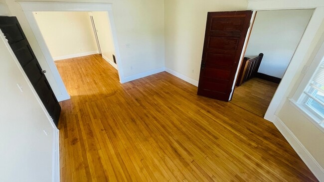Photo - 1560 Miller St Unit 2