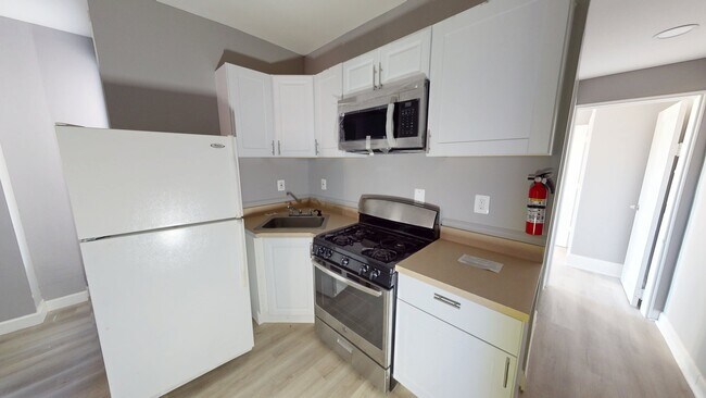 Photo - 203 Spring St Unit 2