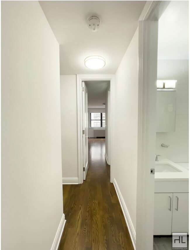 East 89th STREET