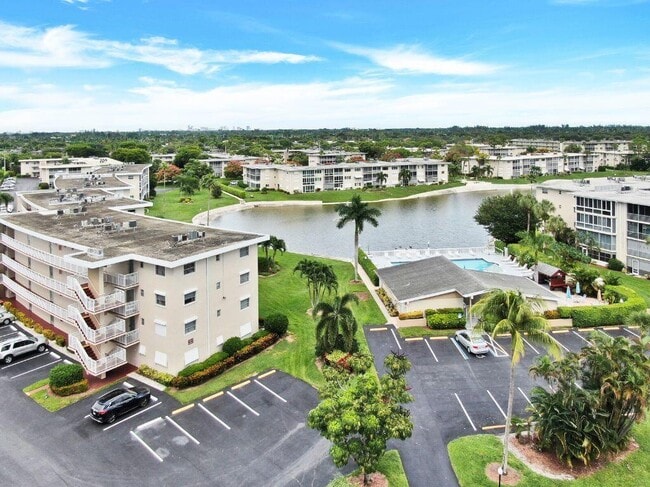 Photo - 2668 Garden Dr N Unit 208