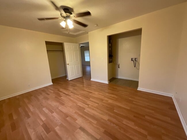 1105 Katherine Ave