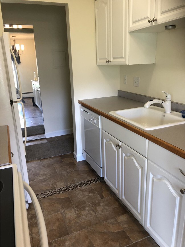 Photo - 902 9th Ave S