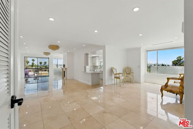 Photo - 321 N Oakhurst Dr Condo Unit 602