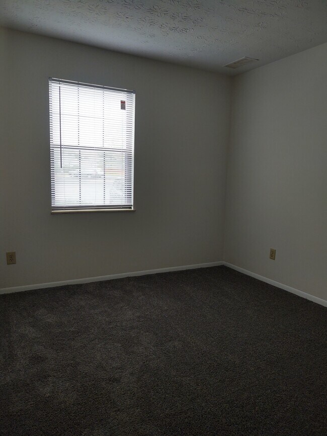 Kingsgate Village Apartments For Rent in West Chester, OH