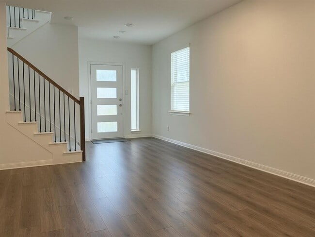 Photo - 1515 Iberville Dr